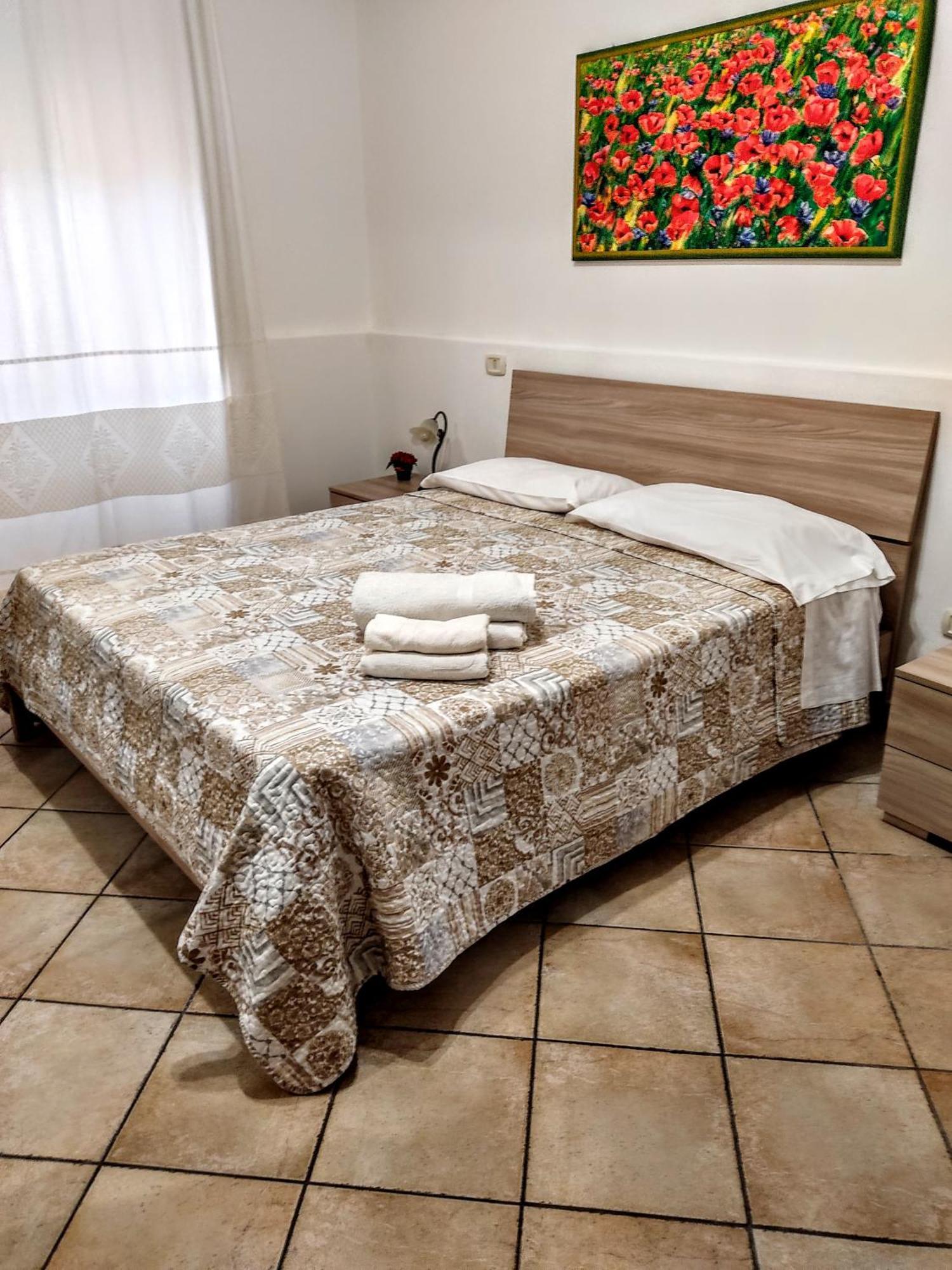Domo Janas Guesthouse Olbia Ngoại thất bức ảnh